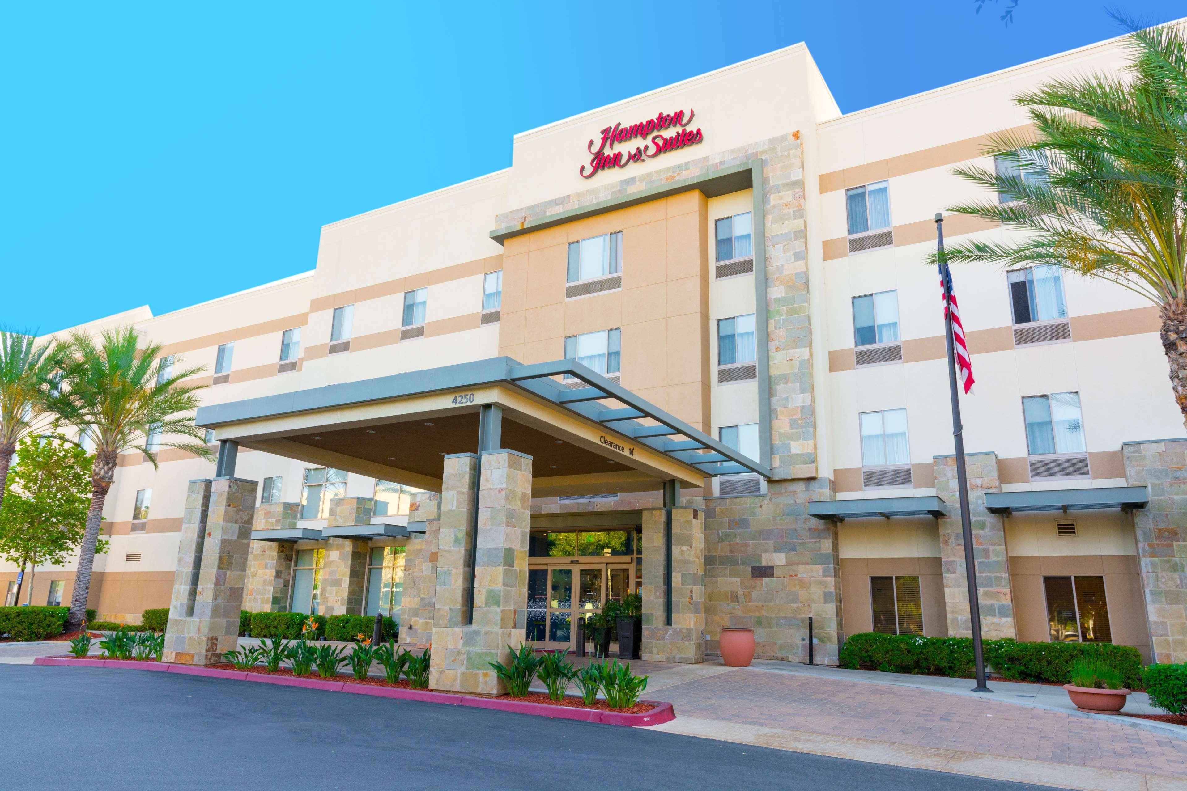 Hampton Inn & Suites Riverside/Corona East Exterior foto