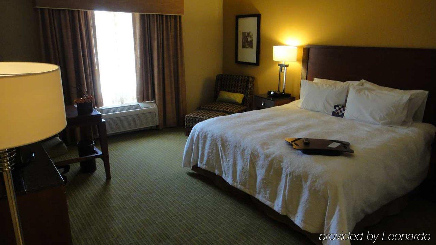 Hampton Inn & Suites Riverside/Corona East Quarto foto
