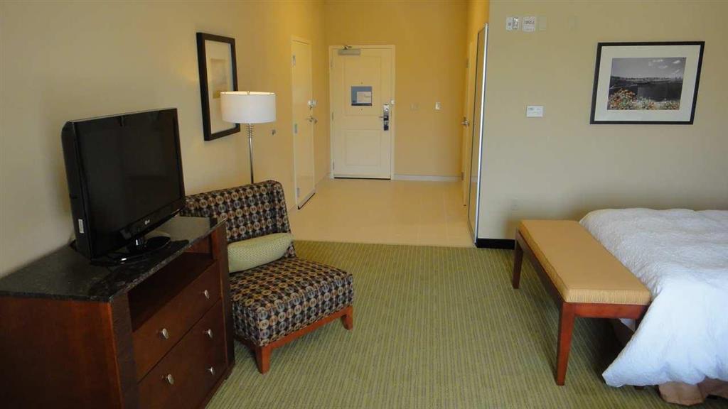 Hampton Inn & Suites Riverside/Corona East Quarto foto